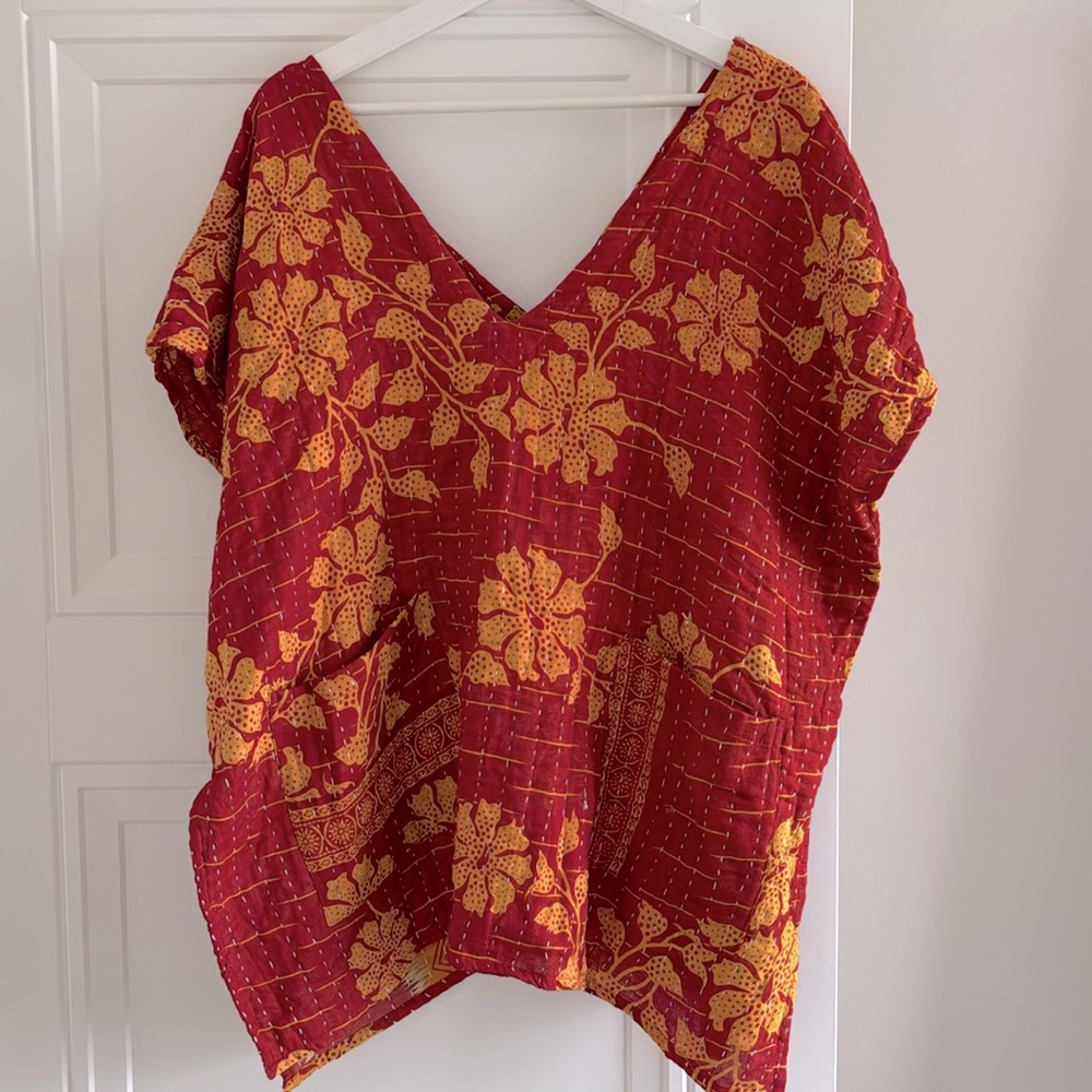 A27.   Kantha Poncho OS